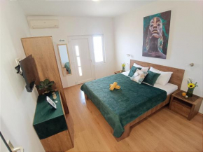 4star Room 'Kata' - with private bathroom
